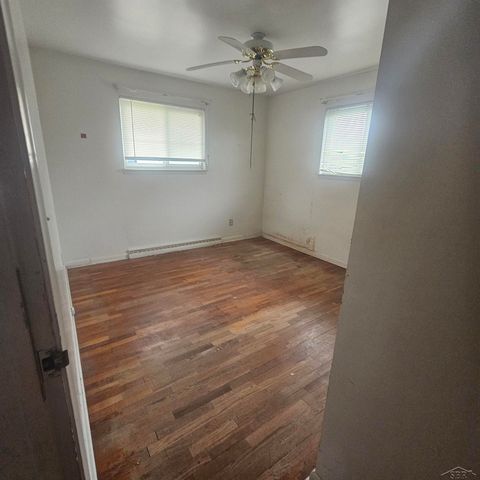 2604 Lapeer Avenue, Saginaw, MI 48601
