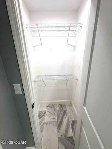 602 E Bond Street, Monett, MO 65708