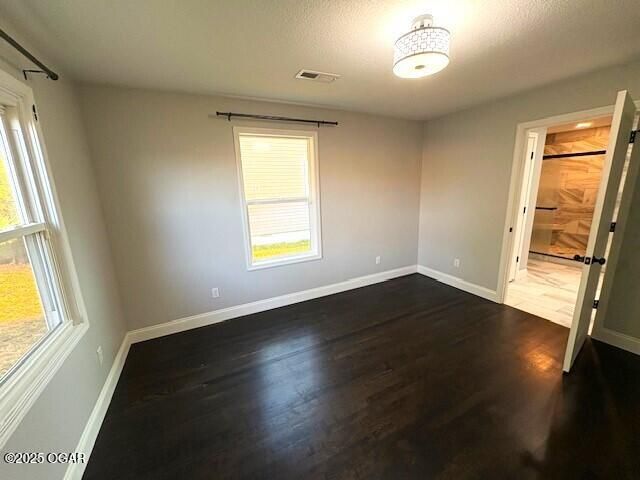 602 E Bond Street, Monett, MO 65708