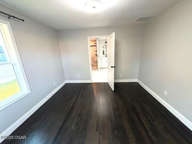 602 E Bond Street, Monett, MO 65708