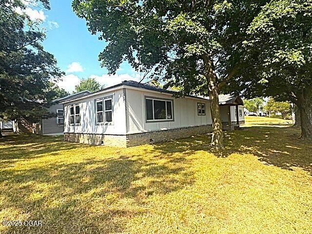 602 E Bond Street, Monett, MO 65708