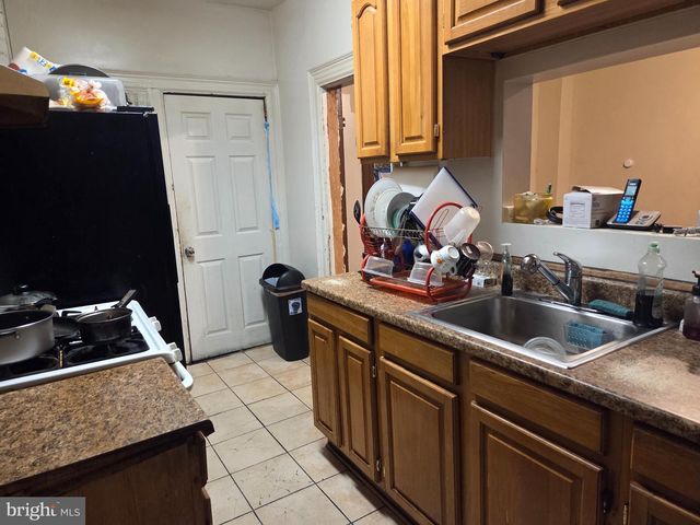 715 SHEPHERD ST NW, Washington, DC 20011