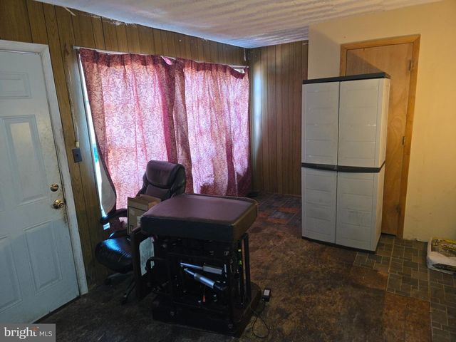 715 SHEPHERD ST NW, Washington, DC 20011