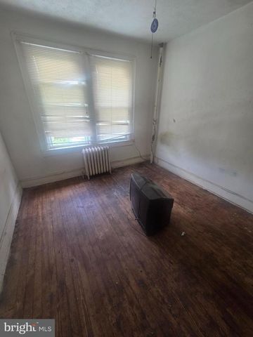 715 SHEPHERD ST NW, Washington, DC 20011