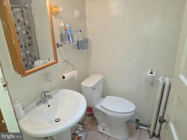 715 SHEPHERD ST NW, Washington, DC 20011