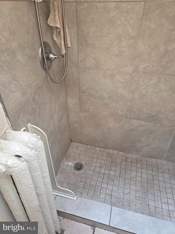 715 SHEPHERD ST NW, Washington, DC 20011