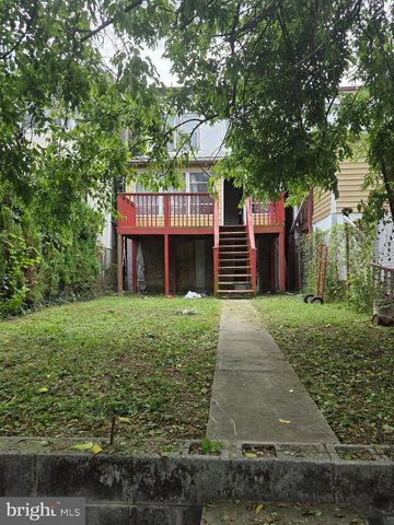 715 SHEPHERD ST NW, Washington, DC 20011