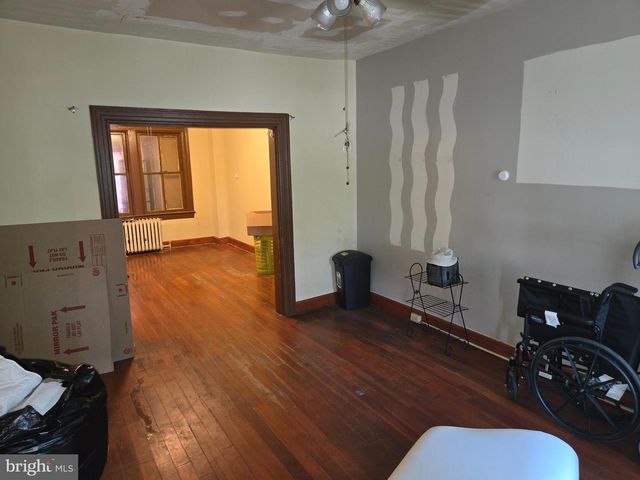 715 SHEPHERD ST NW, Washington, DC 20011