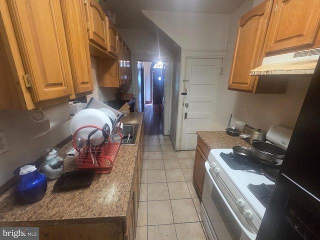 715 SHEPHERD ST NW, Washington, DC 20011