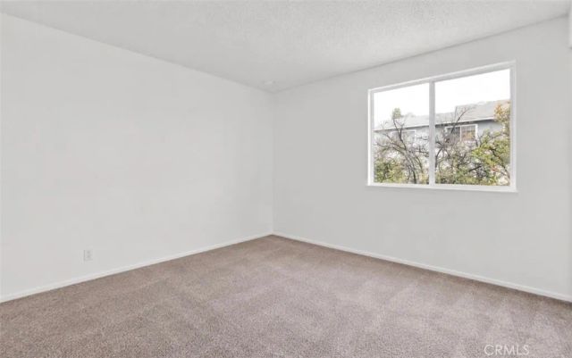 21631 Grovepark, Saugus, CA 91350