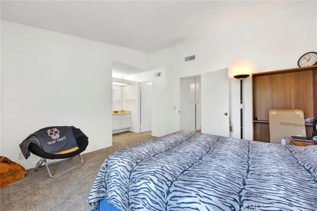 21631 Grovepark, Saugus, CA 91350