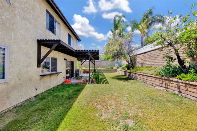 21631 Grovepark, Saugus, CA 91350