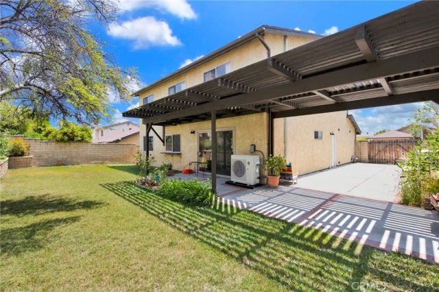 21631 Grovepark, Saugus, CA 91350