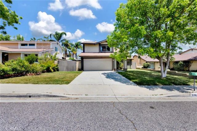 21631 Grovepark, Saugus, CA 91350
