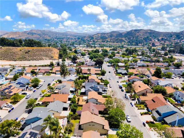 21631 Grovepark, Saugus, CA 91350