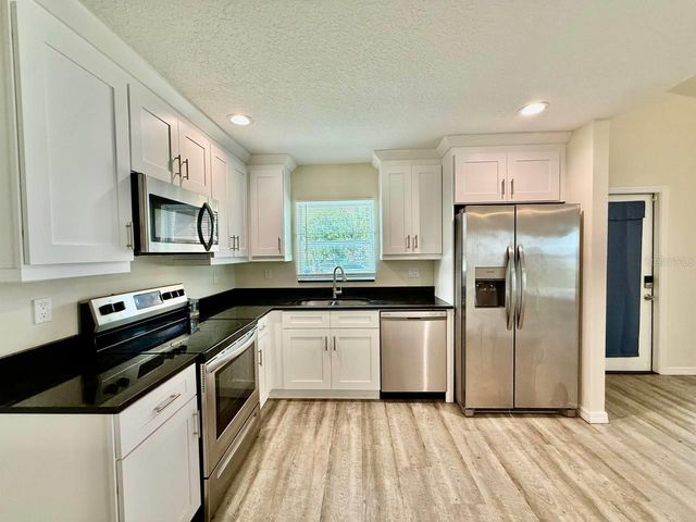2904 E COLUMBUS DRIVE, Tampa, FL 33605