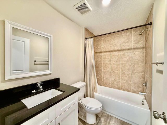 2904 E COLUMBUS DRIVE, Tampa, FL 33605