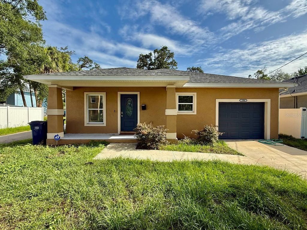 2904 E COLUMBUS DRIVE, Tampa, FL 33605