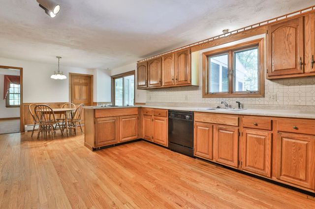 69 Stowell Road, Bedford, NH 03110