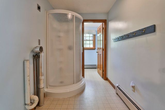 69 Stowell Road, Bedford, NH 03110