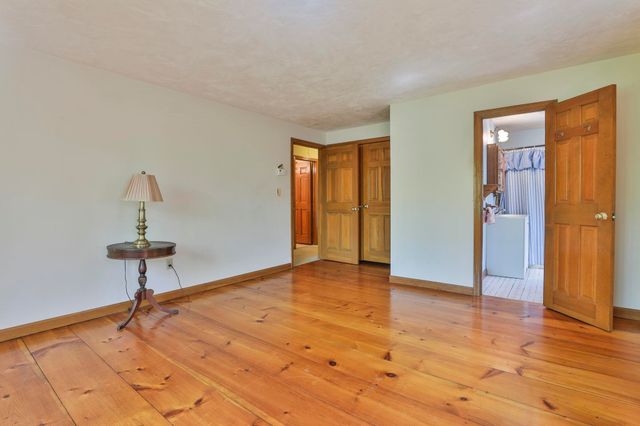 69 Stowell Road, Bedford, NH 03110