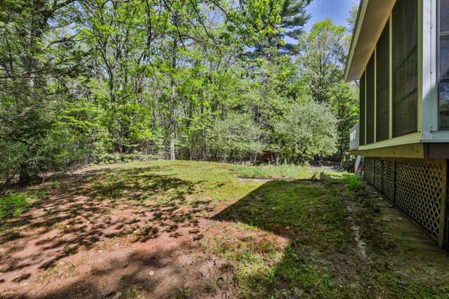 69 Stowell Road, Bedford, NH 03110