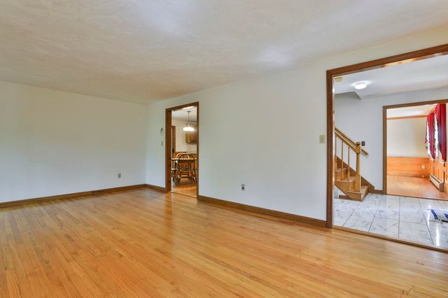 69 Stowell Road, Bedford, NH 03110