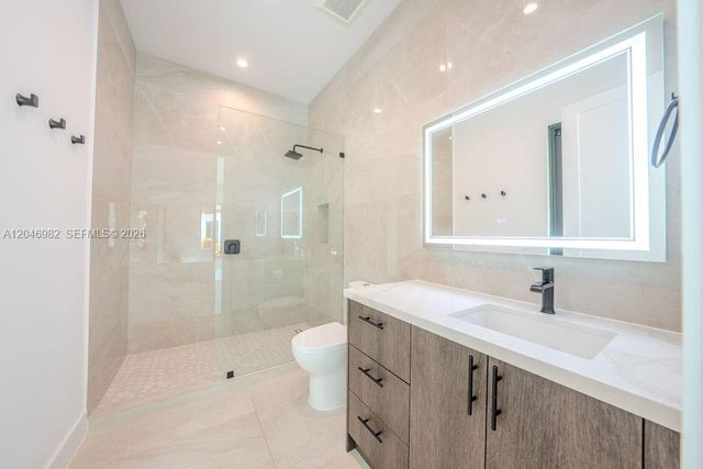 11861 NW 9th St, Plantation, FL 33325