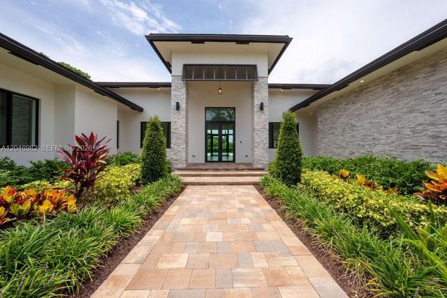 11861 NW 9th St, Plantation, FL 33325