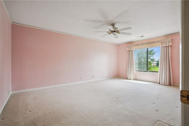 100 Thompson Drive SE 212, Cedar Rapids, IA 52403