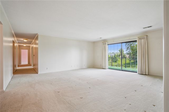 100 Thompson Drive SE 212, Cedar Rapids, IA 52403