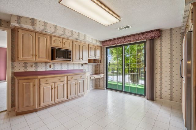 100 Thompson Drive SE 212, Cedar Rapids, IA 52403