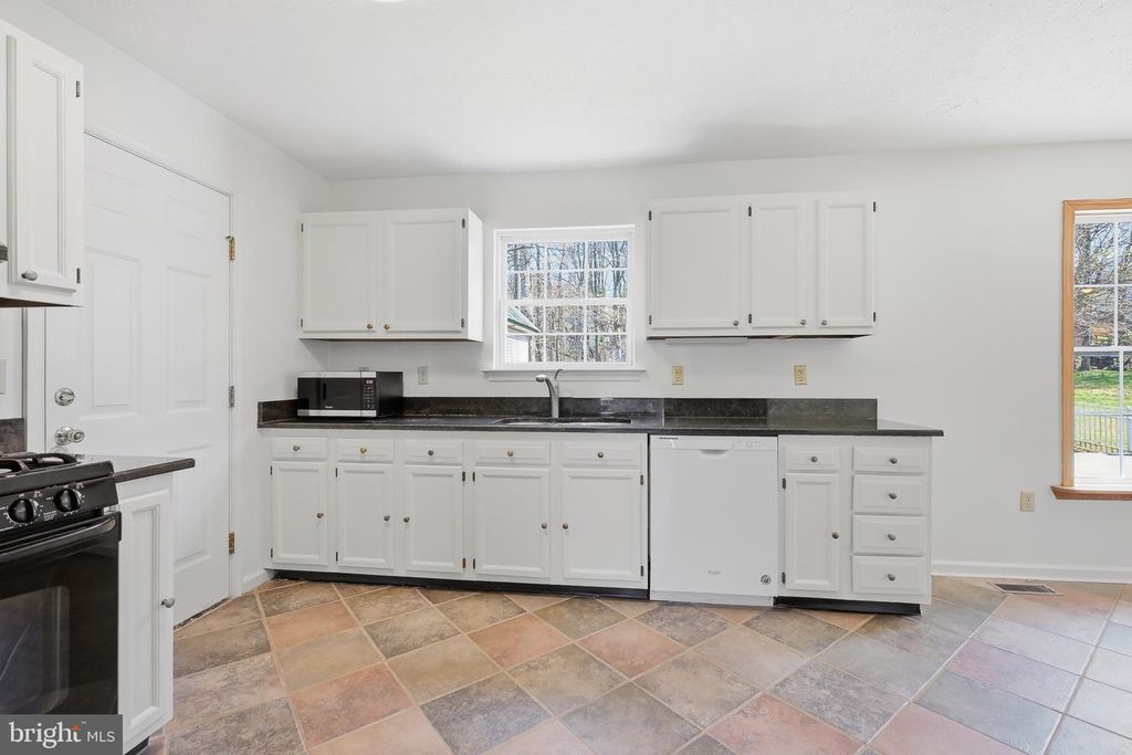 Image 9 of property listing at 118 LIBERTY LN, Elkton, MD 21921