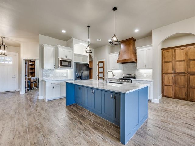 1132 NW 17th Place, Newcastle, OK 73065