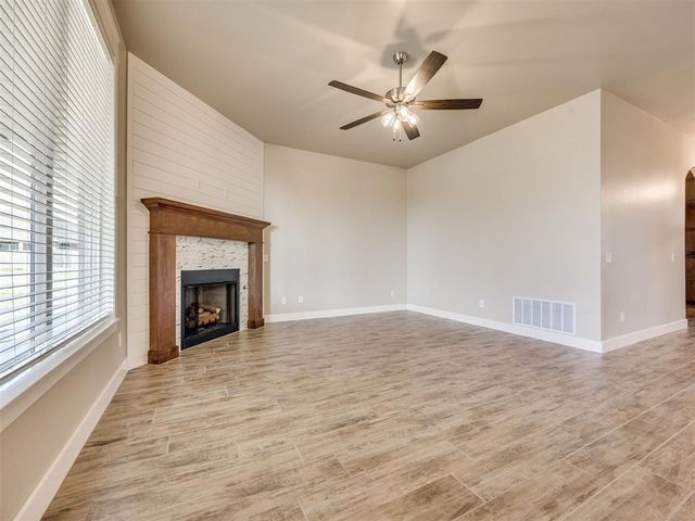 1132 NW 17th Place, Newcastle, OK 73065