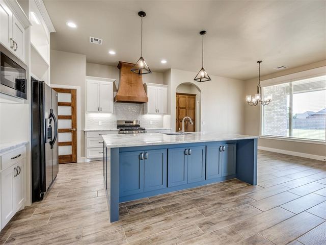 1132 NW 17th Place, Newcastle, OK 73065