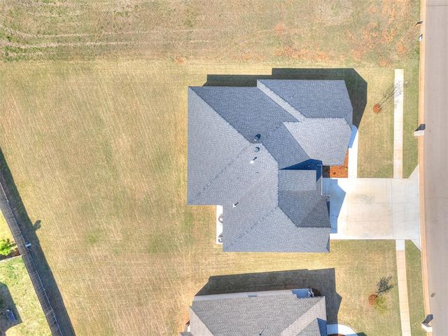 1132 NW 17th Place, Newcastle, OK 73065