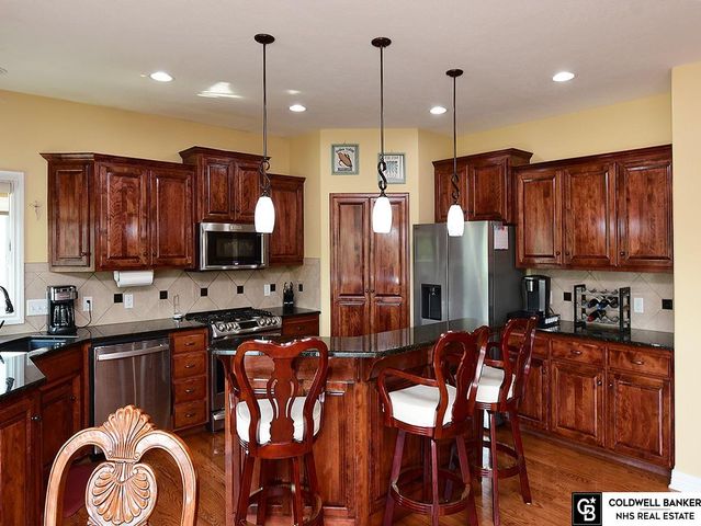 12621 S 81St Street, Papillion, NE 68046