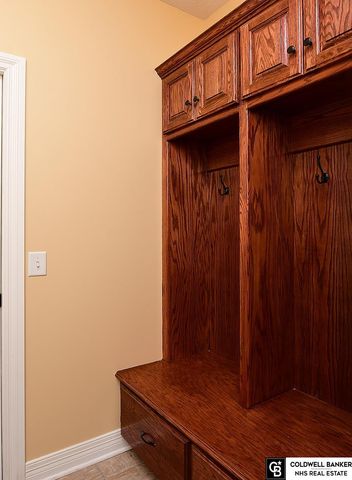 12621 S 81St Street, Papillion, NE 68046