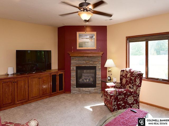 12621 S 81St Street, Papillion, NE 68046