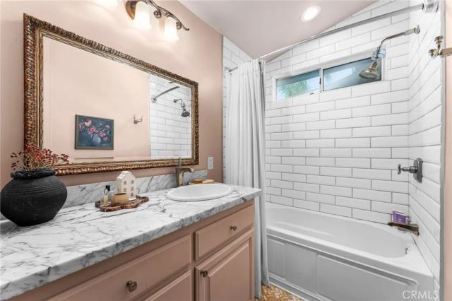 4021 Larkspur, Rialto, CA 92377