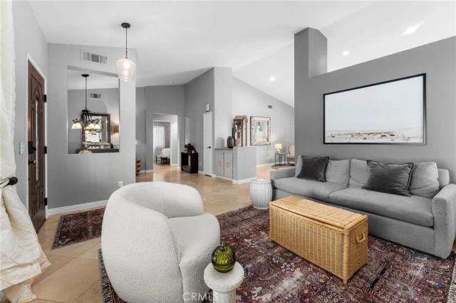 4021 Larkspur, Rialto, CA 92377