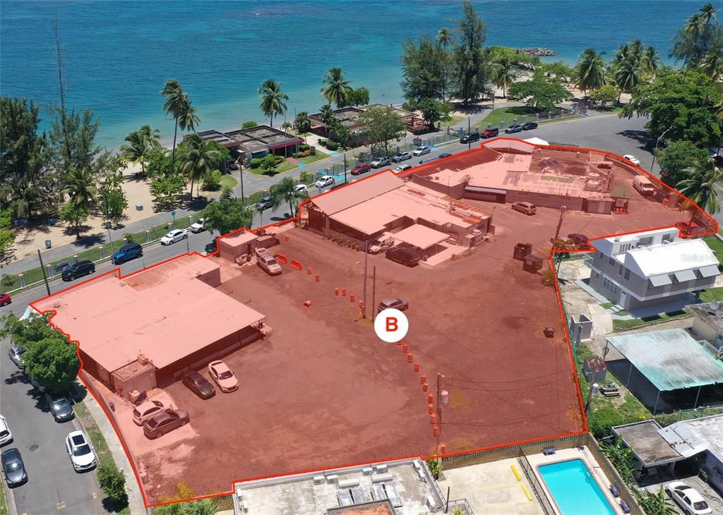 Image 11 of property listing at Urb. Sardinera Beach CALLE A, Dorado, PR 00646