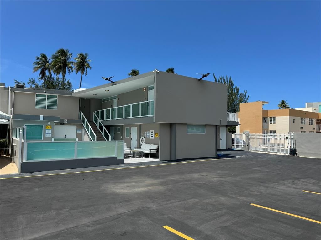 Image 17 of property listing at Urb. Sardinera Beach CALLE A, Dorado, PR 00646