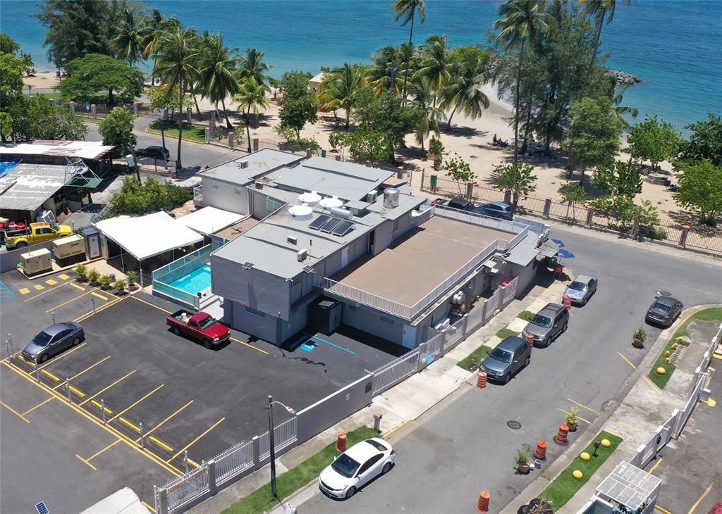 Image 18 of property listing at Urb. Sardinera Beach CALLE A, Dorado, PR 00646