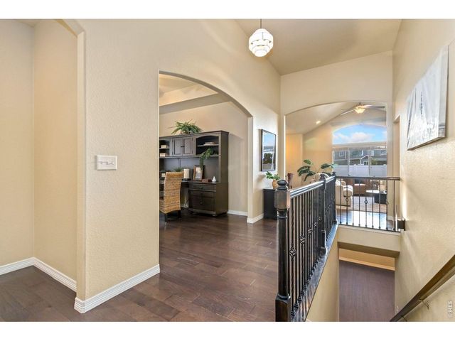 885 Shirttail Peak Dr, Windsor, CO 80550