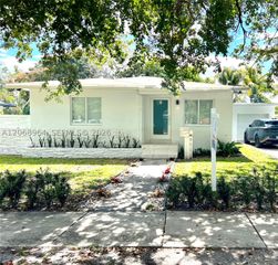 850 NE 127th St, North Miami, FL 33161