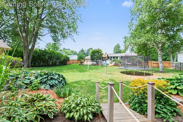 10361 Coldwater Road, Flushing Charter Township, MI 48433