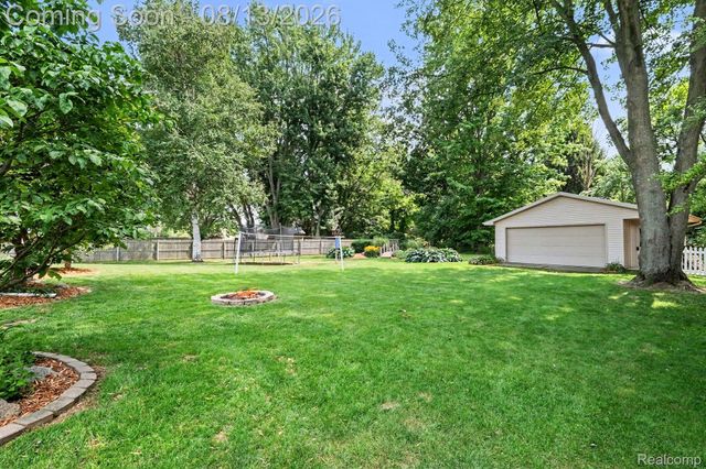 10361 Coldwater Road, Flushing Charter Township, MI 48433