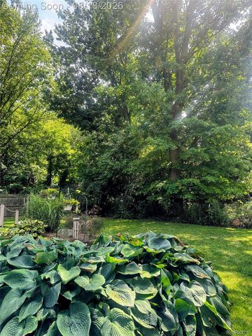 10361 Coldwater Road, Flushing Charter Township, MI 48433
